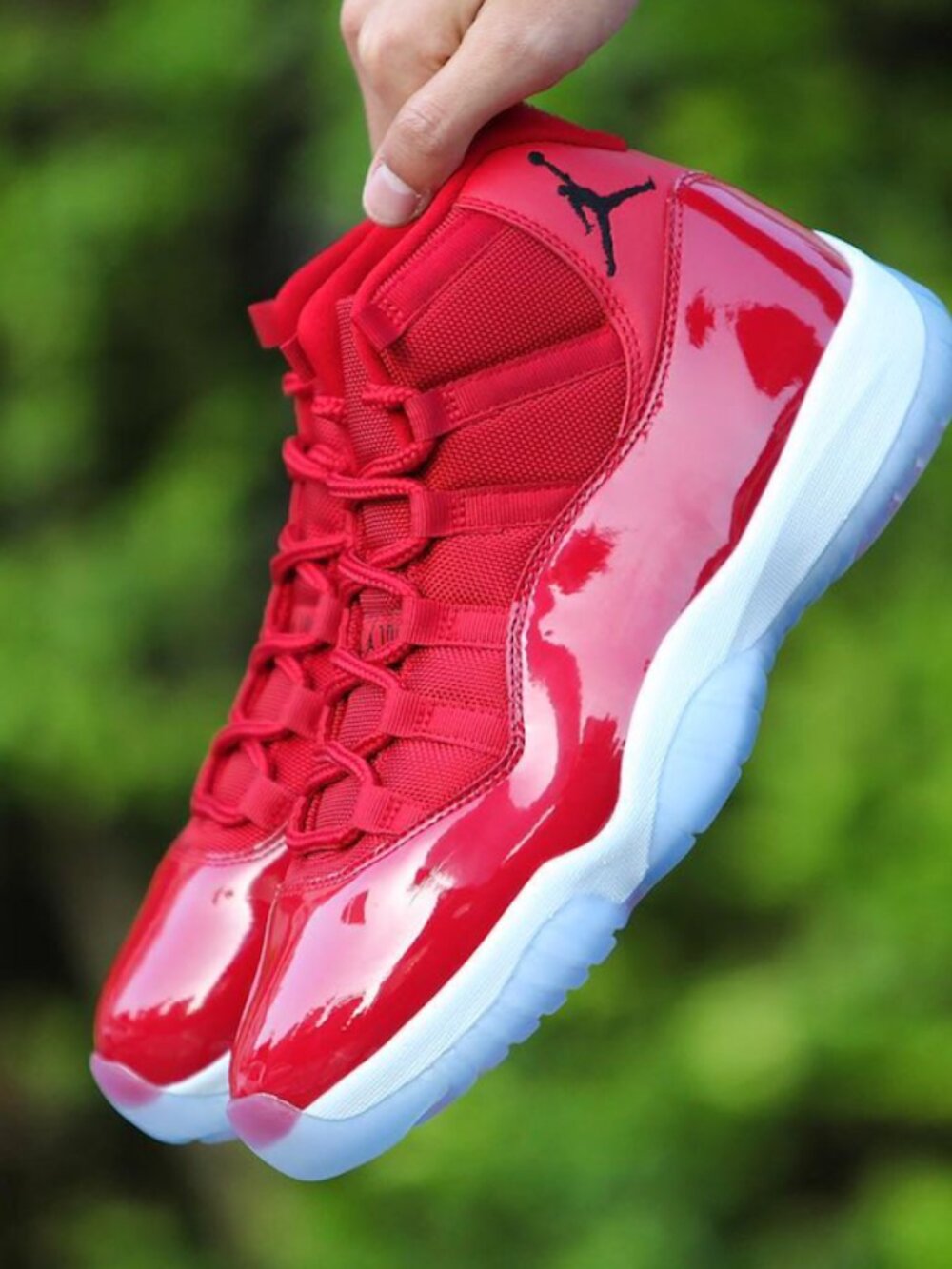 AIR JORDAN 11 Retro Red "Win Like 96" Sneakers | Size 5.5Y (Womens 7)